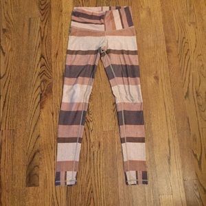 Niyama Sol Barefoot Rose Gold Leggings